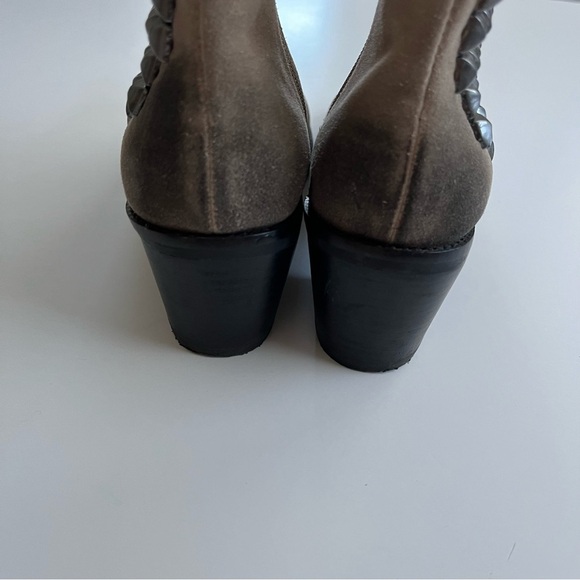 Matisse Womens Suede Ankle Boots Sz 6M Tan Zip Studded Booties Boho - Picture 6 of 11